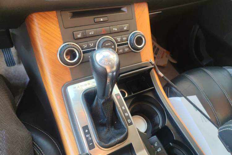 Used Land Rover Range Sport 2012 5.0 SC V8 HSE Gear Lever