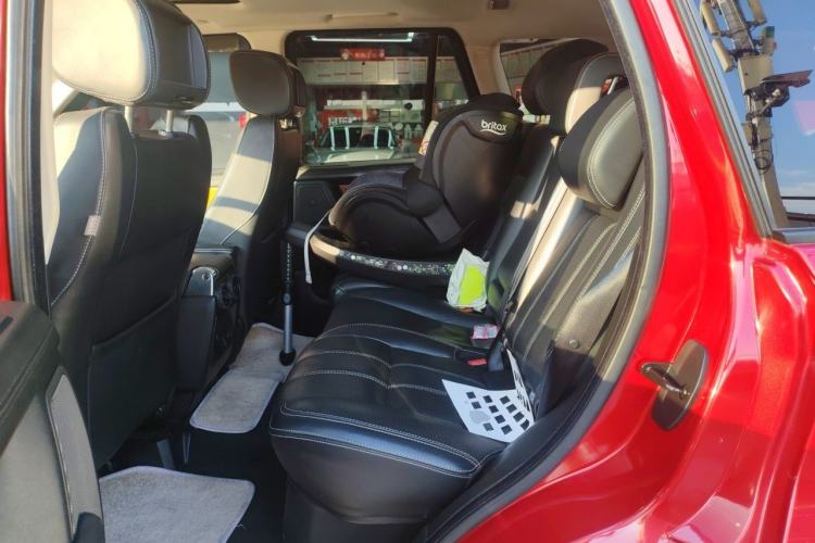 Used Land Rover Range Sport 2012 5.0 SC V8 HSE Left Rear Seat