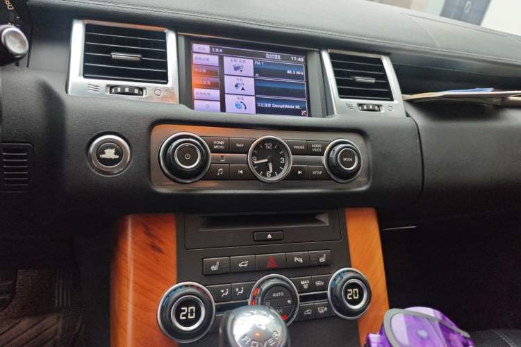 Used Land Rover Range Sport 2012 3.0 TDV6 HSE Diesel Edition Audio And AC Panel