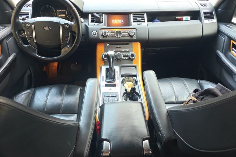 Used Land Rover Range Sport 2012 3.0 TDV6 HSE Diesel Edition Center Console