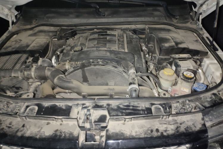 Used Land Rover Range Sport 2012 3.0 TDV6 HSE Diesel Edition Engine Bay