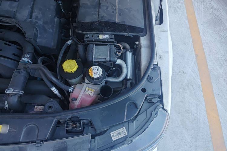 Used Land Rover Range Sport 2012 3.0 TDV6 HSE Diesel Edition Engine Bay Left