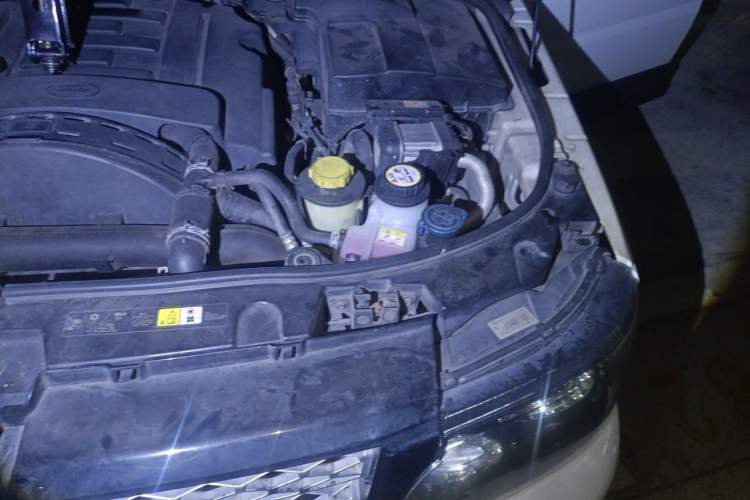 Used Land Rover Range Sport 2012 3.0 TDV6 HSE Diesel Edition Engine Bay Left
