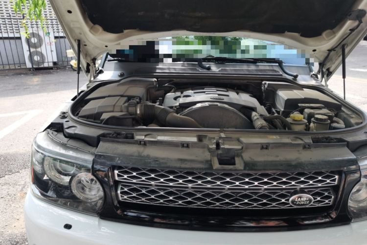 Used Land Rover Range Sport 2012 3.0 TDV6 HSE Diesel Edition Engine Bay Right