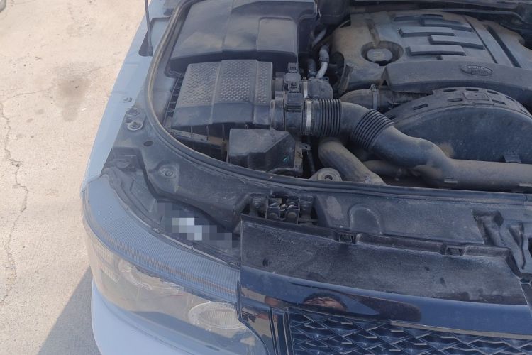 Used Land Rover Range Sport 2012 3.0 TDV6 HSE Diesel Edition Engine Bay Right