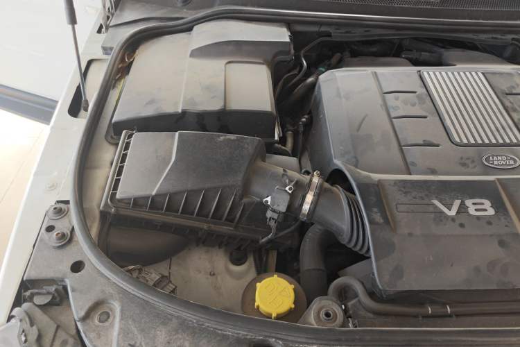 Used Land Rover Range Sport 2012 5.0 SC V8 HSE Engine Bay Right