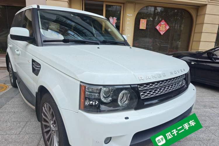 Used Land Rover Range Sport 2012 3.0 TDV6 HSE Diesel Edition Front Right 45 Deg