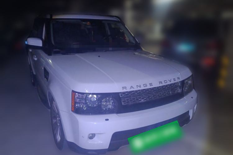 Used Land Rover Range Sport 2012 3.0 TDV6 HSE Diesel Edition Front Right 45 Deg