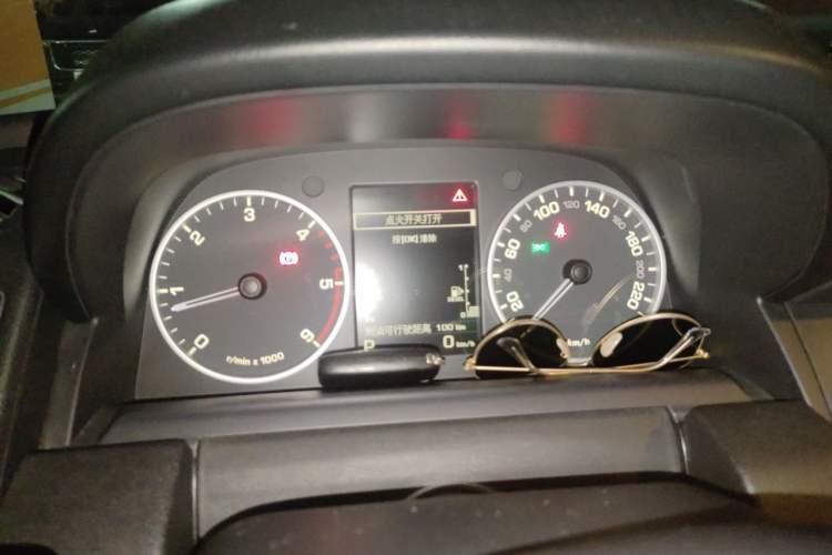Used Land Rover Range Sport 2012 3.0 TDV6 HSE Diesel Edition Instrument Cluster