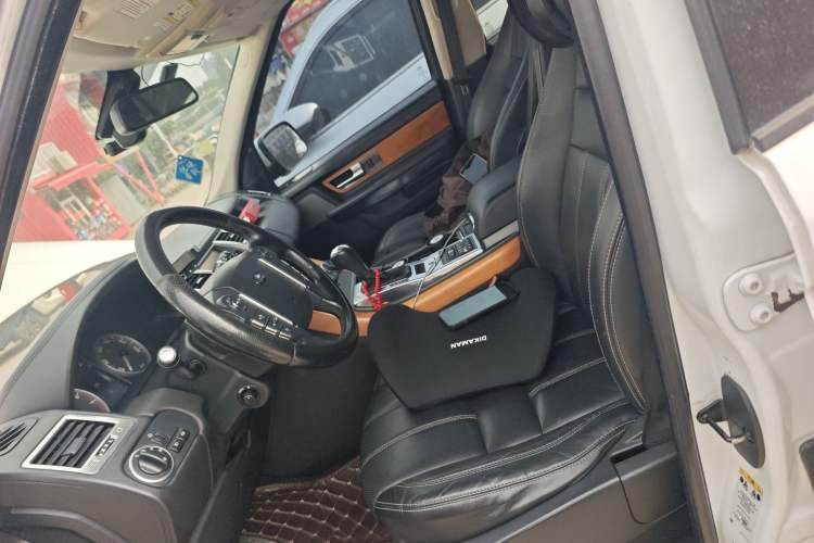 Used Land Rover Range Sport 2012 5.0 SC V8 HSE Left Front Seat