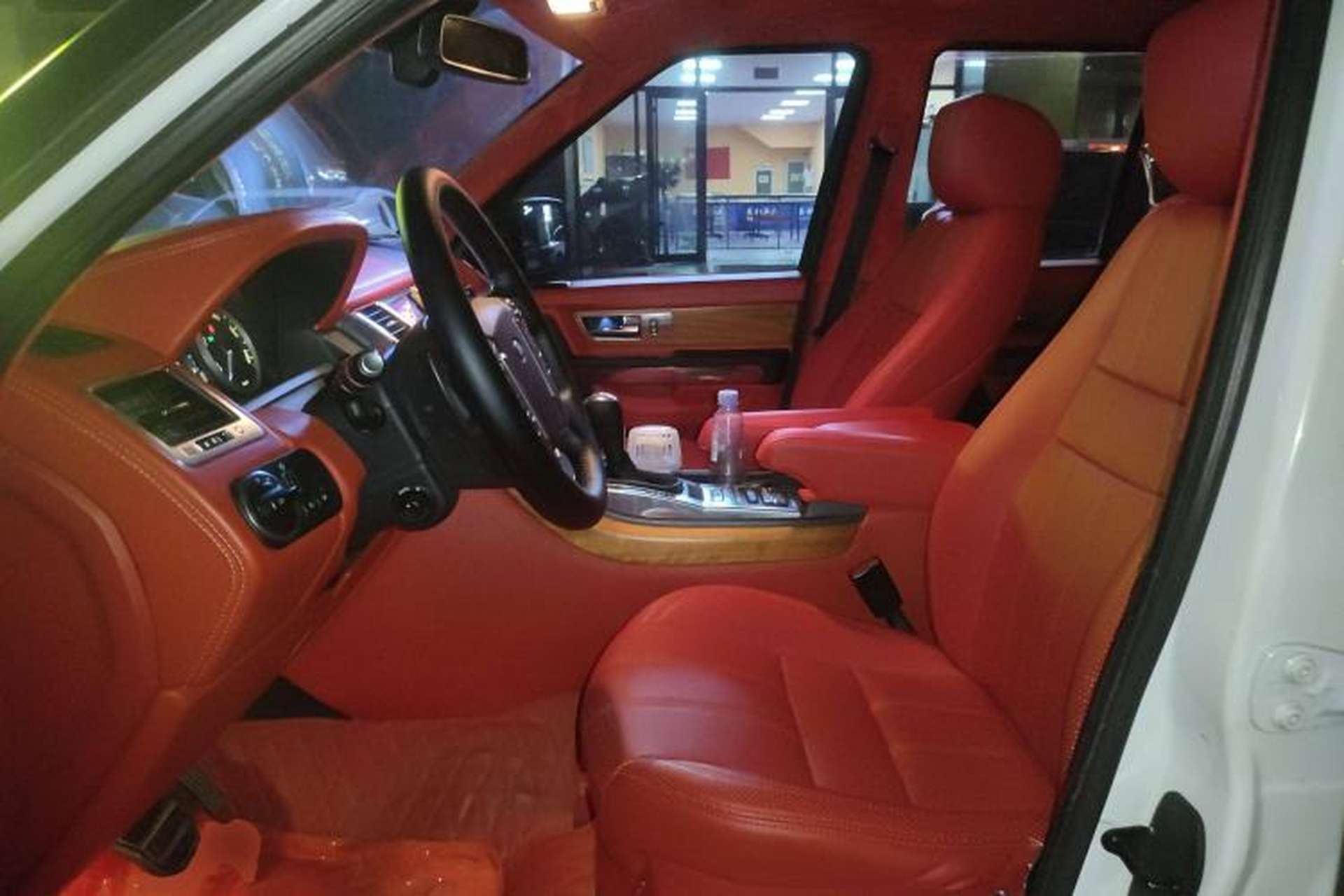Used Land Rover Range Sport 2012 5.0 SC V8 HSE Left Front Seat