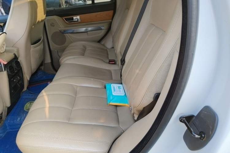 Used Land Rover Range Sport 2012 3.0 TDV6 HSE Diesel Edition Left Rear Seat