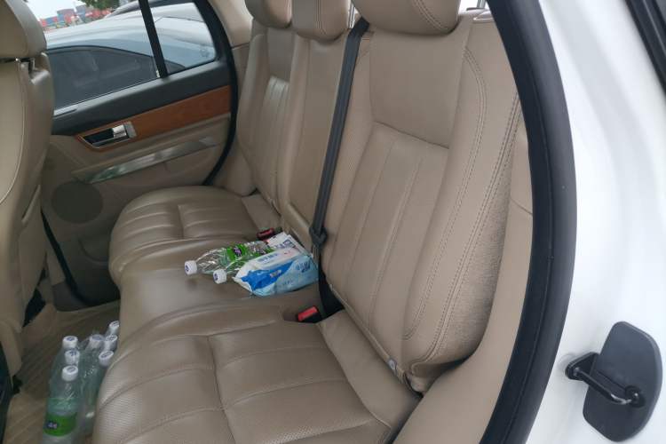 Used Land Rover Range Sport 2012 3.0 TDV6 HSE Diesel Edition Left Rear Seat