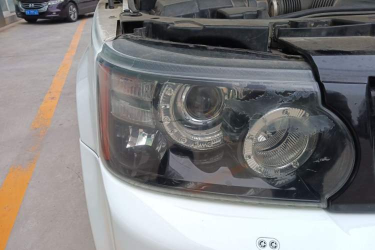 Used Land Rover Range Sport 2012 3.0 TDV6 HSE Diesel Edition Right Front Headlight