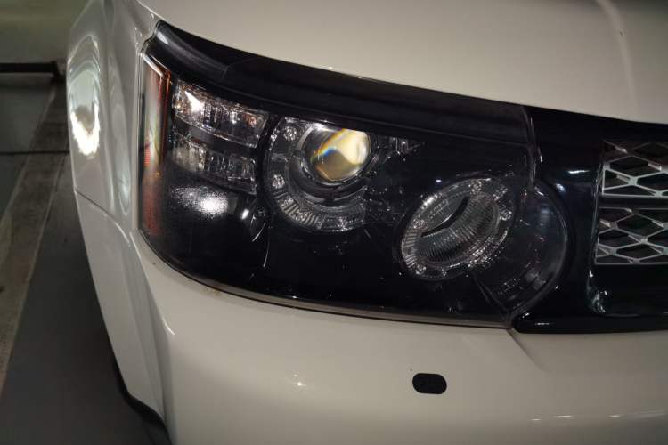 Used Land Rover Range Sport 2012 5.0 NA V8 HSE Right Front Headlight