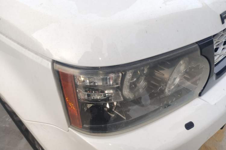 Used Land Rover Range Sport 2012 3.0 TDV6 HSE Diesel Edition Right Front Headlight