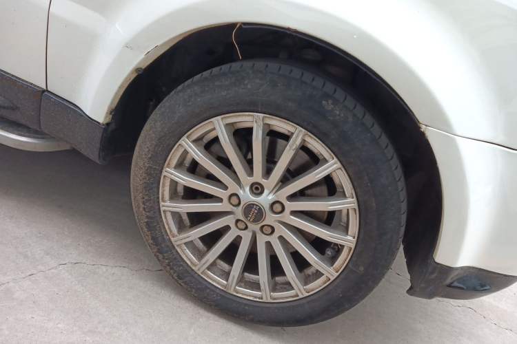 Used Land Rover Range Sport 2012 3.0 TDV6 HSE Diesel Edition Right Front Wheel Hub