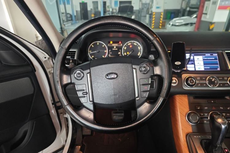 Used Land Rover Range Sport 2012 3.0 TDV6 HSE Diesel Edition Steering Wheel