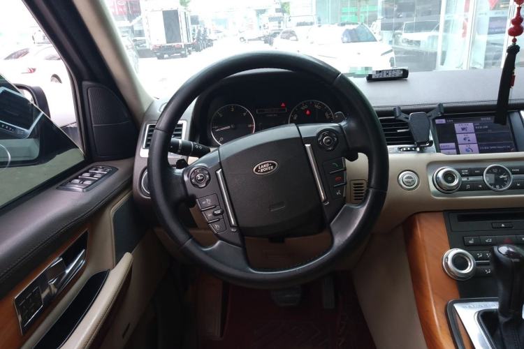 Used Land Rover Range Sport 2012 3.0 TDV6 HSE Diesel Edition Steering Wheel