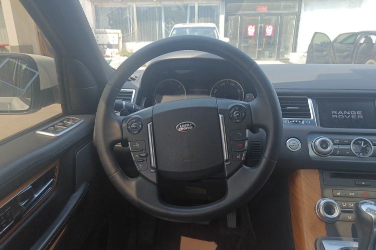 Used Land Rover Range Sport 2012 3.0 TDV6 HSE Diesel Edition Steering Wheel