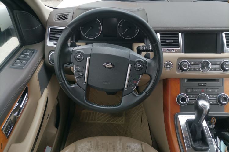 Used Land Rover Range Sport 2012 3.0 TDV6 HSE Diesel Edition Steering Wheel