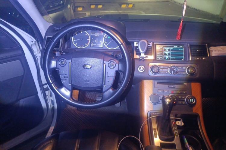 Used Land Rover Range Sport 2012 3.0 TDV6 HSE Diesel Edition Steering Wheel