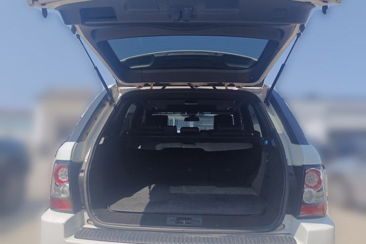 Used Land Rover Range Sport 2012 3.0 TDV6 HSE Diesel Edition Trunk