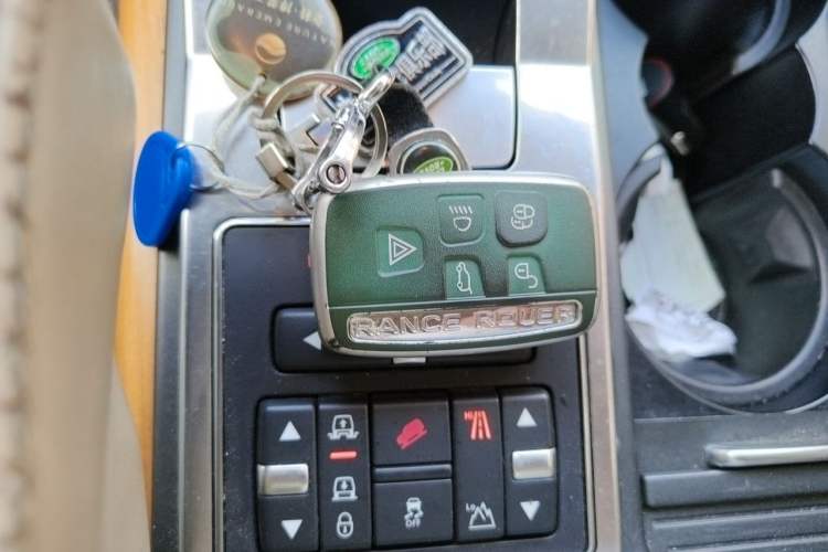 Used Land Rover Range Sport 2012 3.0 TDV6 HSE Diesel Edition Vehicle Key