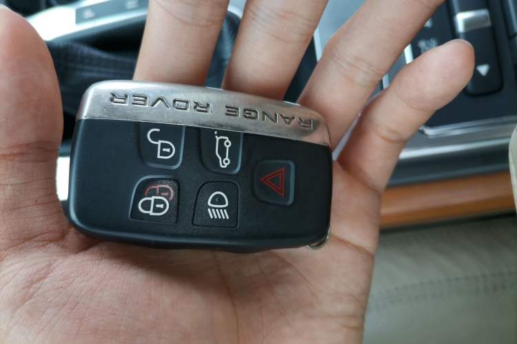 Used Land Rover Range Sport 2012 3.0 TDV6 HSE Diesel Edition Vehicle Key