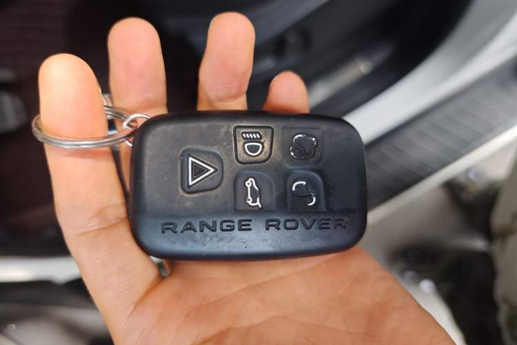 Used Land Rover Range Sport 2012 3.0 TDV6 HSE Diesel Edition Vehicle Key