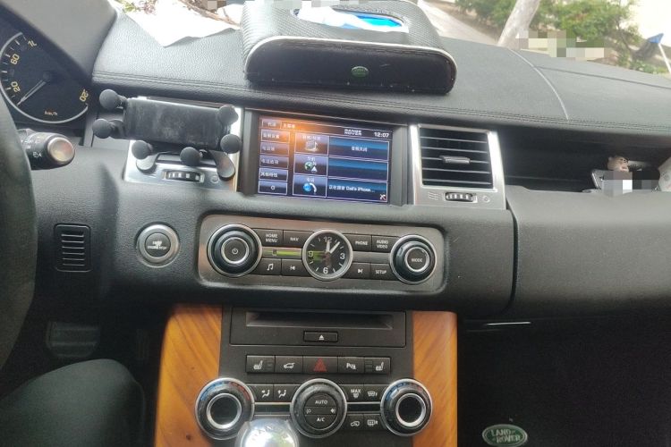 Used Land Rover Range Sport 2013 3.0 TDV6 Diesel Edition Audio And AC Panel