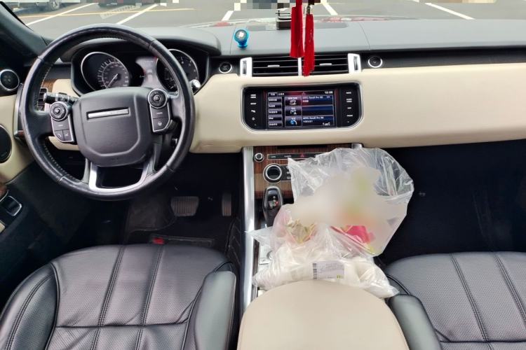 Used Land Rover Range Sport  Center Console