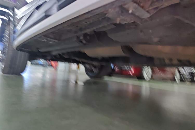Used Land Rover Range Sport 2013 5.0 NA V8 HSE Chassis Rear Left