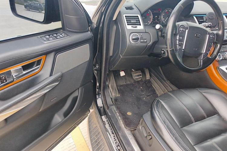 Used Land Rover Range Sport 2013 3.0 TDV6 Diesel Edition Driver Seat