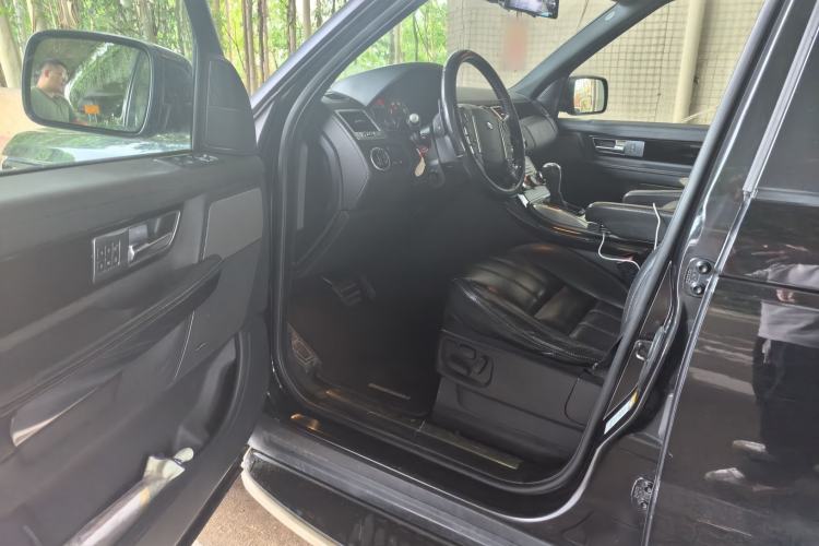 Used Land Rover Range Sport 2013 3.0 TDV6 Diesel Ultimate Sport Edition Driver Seat