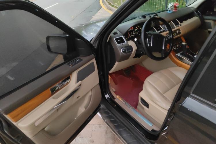 Used Land Rover Range Sport 2013 3.0 TDV6 Diesel Edition Driver Seat
