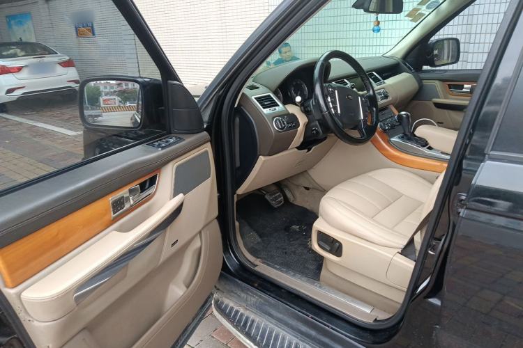 Used Land Rover Range Sport 2013 3.0 TDV6 Diesel Edition Driver Seat