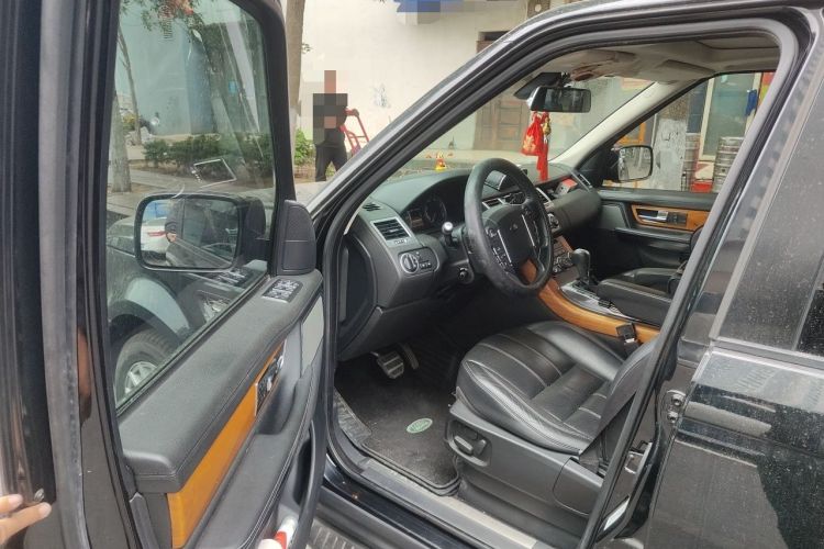 Used Land Rover Range Sport 2013 3.0 TDV6 Diesel Edition Driver Seat