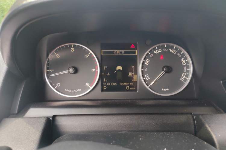Used Land Rover Range Sport 2013 3.0 TDV6 Diesel Edition Instrument Cluster