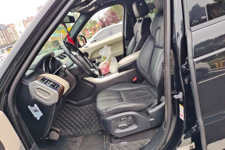 Used Land Rover Range Sport  Left Front Seat