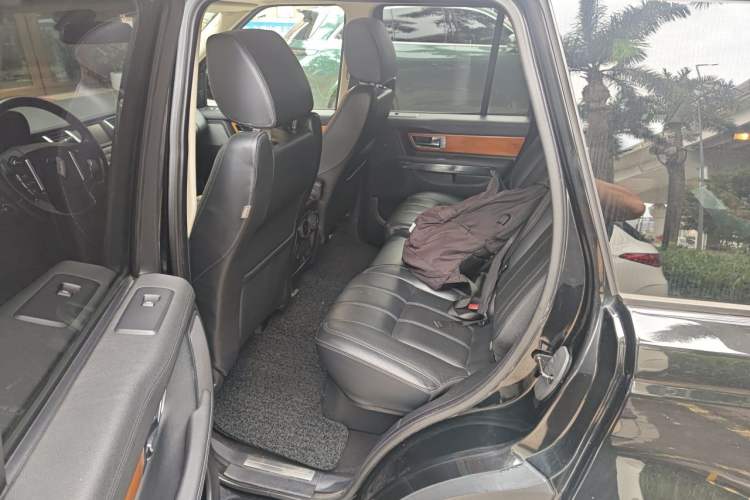 Used Land Rover Range Sport 2013 3.0 TDV6 Diesel Edition Left Rear Seat