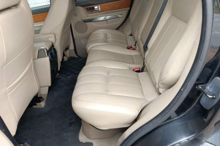 Used Land Rover Range Sport 2013 3.0 TDV6 Diesel Edition Left Rear Seat