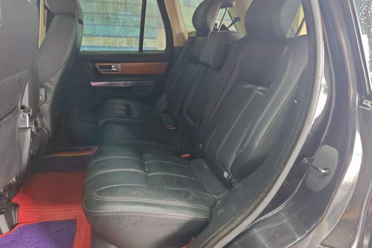 Used Land Rover Range Sport 2013 3.0 TDV6 Diesel Edition Left Rear Seat