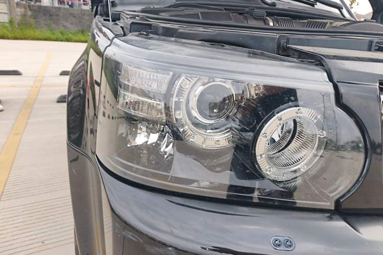 Used Land Rover Range Sport 2013 3.0 TDV6 Diesel Edition Right Front Headlight