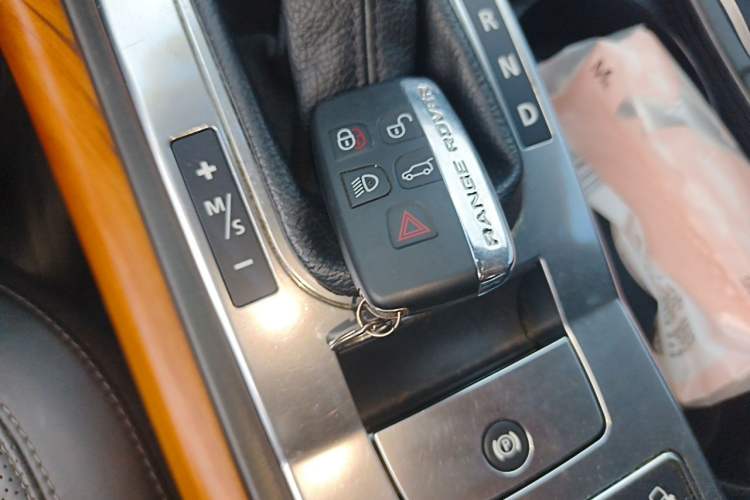 Used Land Rover Range Sport 2013 3.0 TDV6 Diesel Edition Vehicle Key