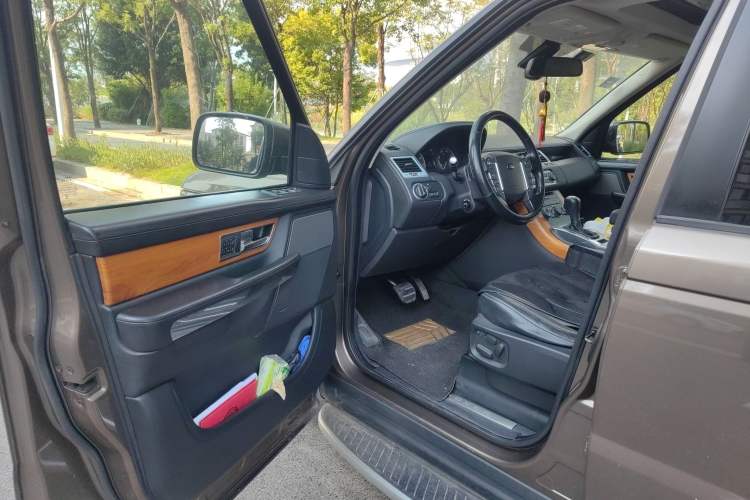 Used Land Rover Range Sport 2013 5.0 SC V8 HSE Driver Seat
