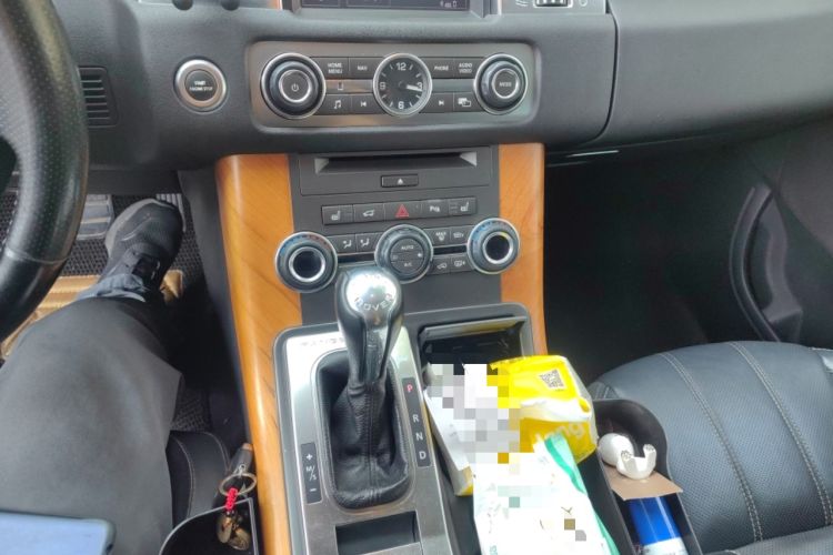 Used Land Rover Range Sport 2013 5.0 SC V8 HSE Gear Lever