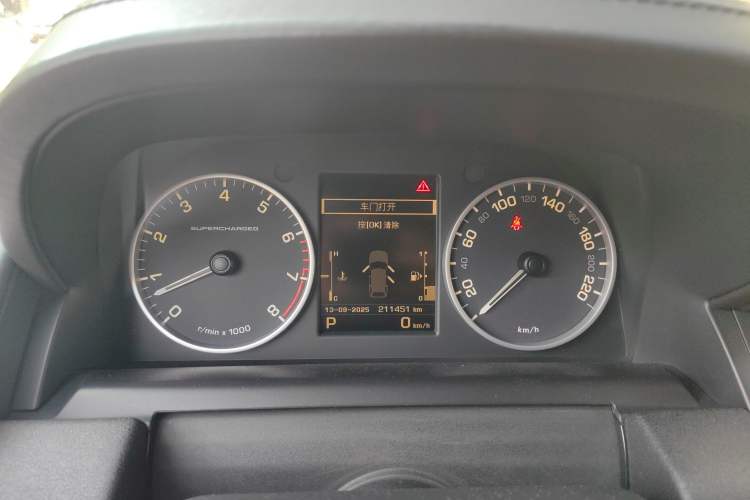Used Land Rover Range Sport 2013 5.0 SC V8 HSE Instrument Cluster