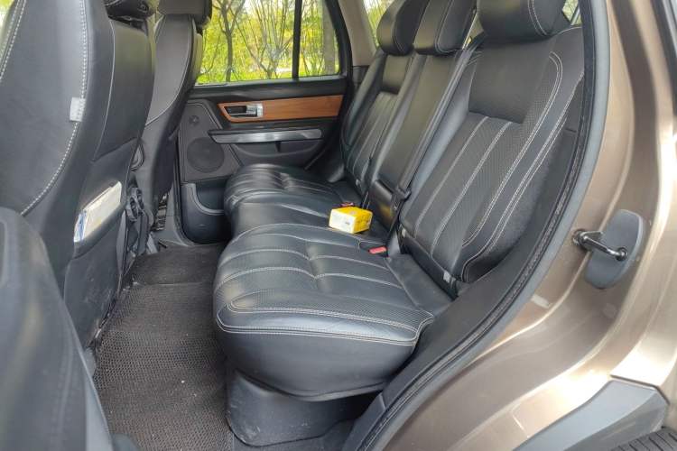 Used Land Rover Range Sport 2013 5.0 SC V8 HSE Left Rear Seat