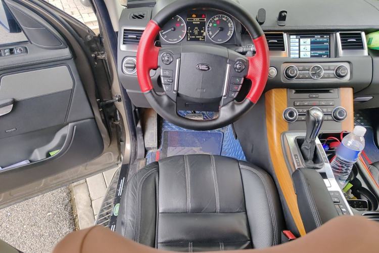 Used Land Rover Range Sport 2013 5.0 NA V8 HSE Steering Wheel